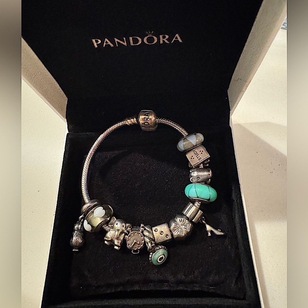 Pandora Moments Snake Chain Bracelet Set 
Metal: Sterling silver